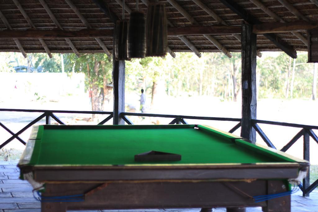 Hotel Siddhartha Wildlife Retreat Meghauli Exterior foto